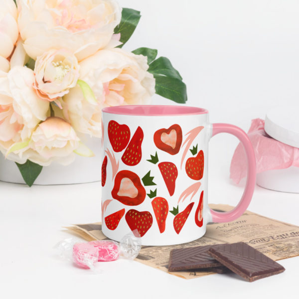 pour la saint valentin : tasse mug céramique intérieur rose motif "une envie de fraises" anse à droite